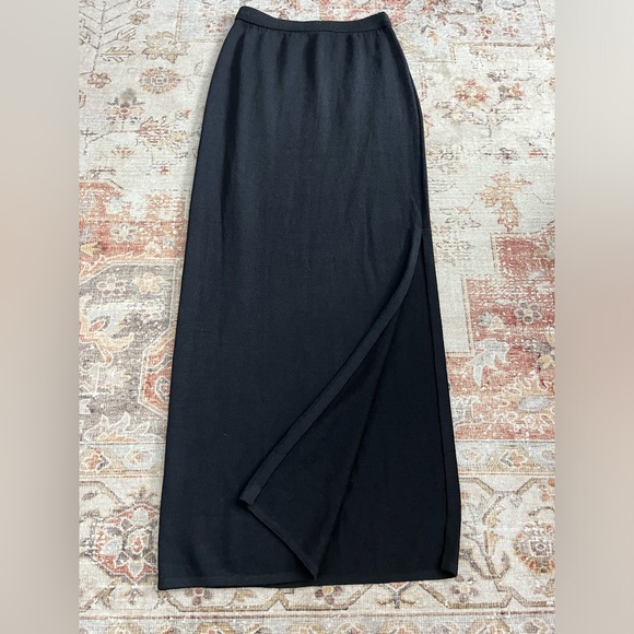 St. John Evening Black Santana Knit Long slit skirt - Picture 5 of 5